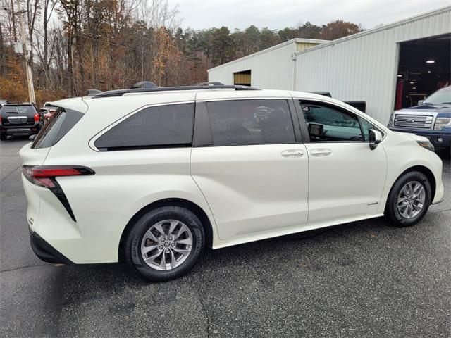 used 2021 Toyota Sienna car