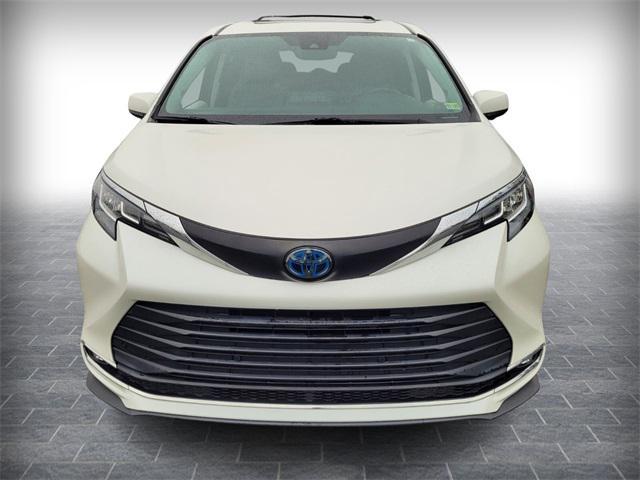 used 2021 Toyota Sienna car