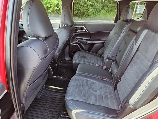 used 2024 Mitsubishi Outlander car, priced at $27,993