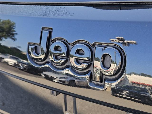 used 2018 Jeep Grand Cherokee car