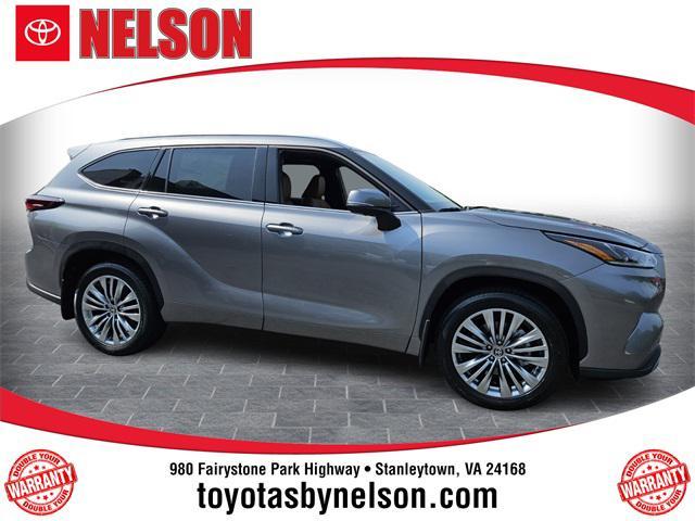 new 2025 Toyota Highlander car, priced at $54,598