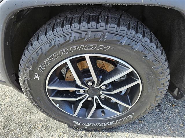 used 2021 Jeep Grand Cherokee car, priced at $30,992