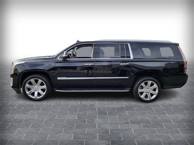 used 2020 Cadillac Escalade ESV car, priced at $45,843