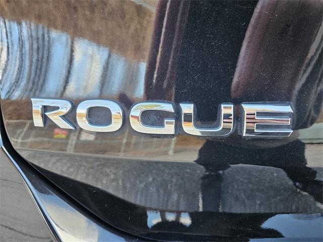 used 2019 Nissan Rogue car, priced at $17,542