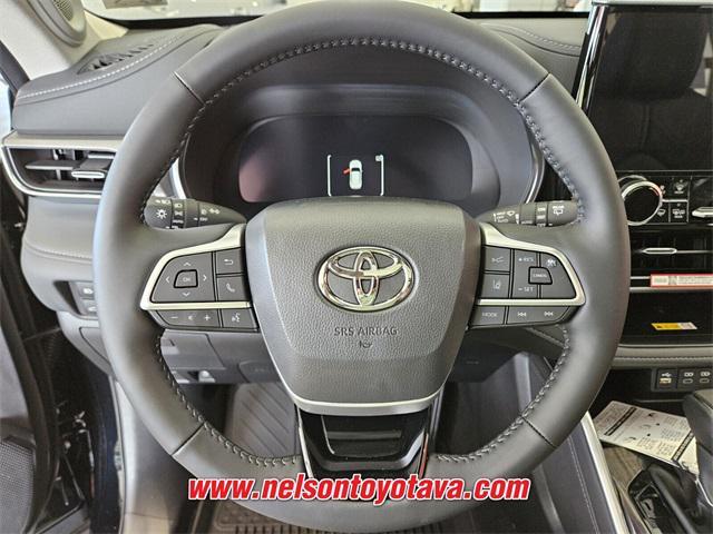new 2025 Toyota Highlander Hybrid car, priced at $57,232