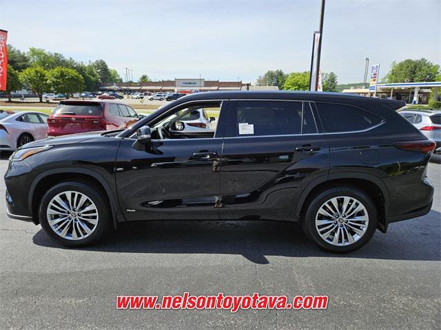 new 2025 Toyota Highlander Hybrid car, priced at $55,803