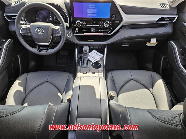 new 2025 Toyota Highlander Hybrid car, priced at $55,803