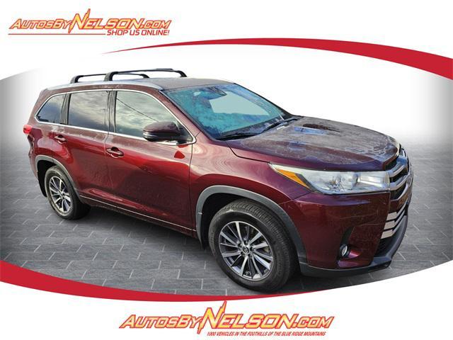 used 2017 Toyota Highlander car