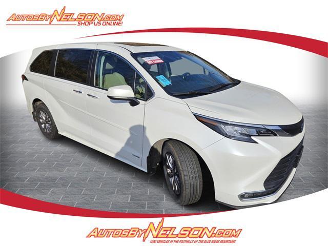 used 2021 Toyota Sienna car