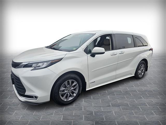 used 2021 Toyota Sienna car, priced at $37,593