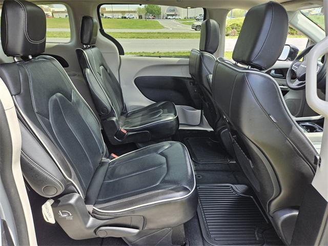 used 2023 Chrysler Pacifica car, priced at $30,991