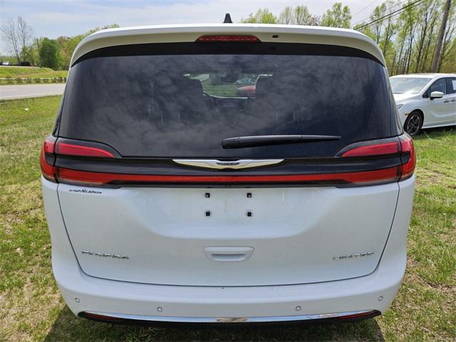 used 2023 Chrysler Pacifica car, priced at $30,991