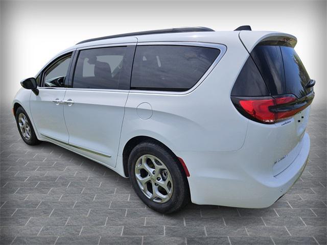 used 2023 Chrysler Pacifica car, priced at $30,991