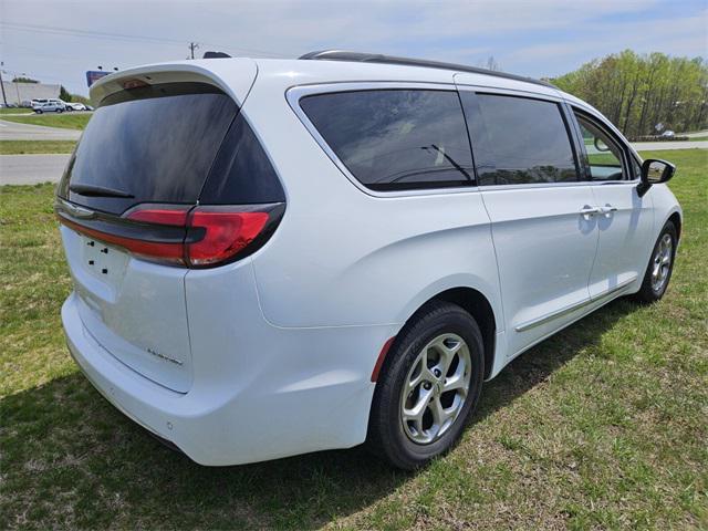 used 2023 Chrysler Pacifica car, priced at $30,991