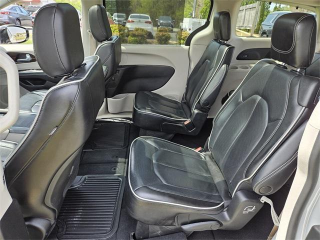 used 2023 Chrysler Pacifica car, priced at $30,991