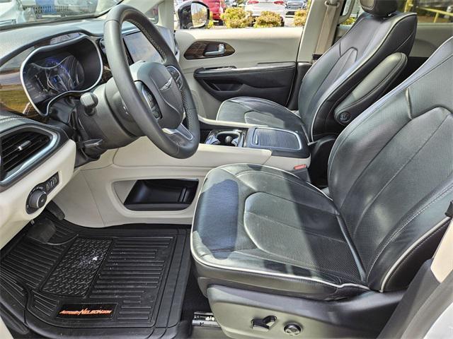 used 2023 Chrysler Pacifica car, priced at $30,991