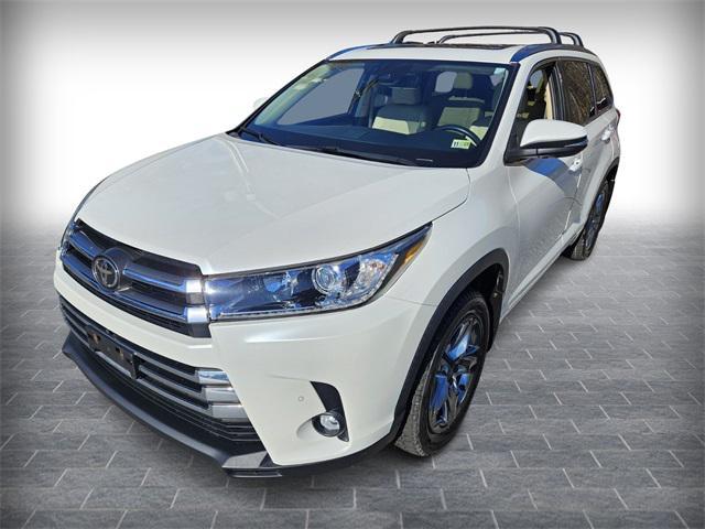 used 2019 Toyota Highlander car, priced at $32,991