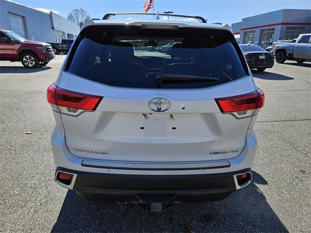 used 2019 Toyota Highlander car, priced at $32,991