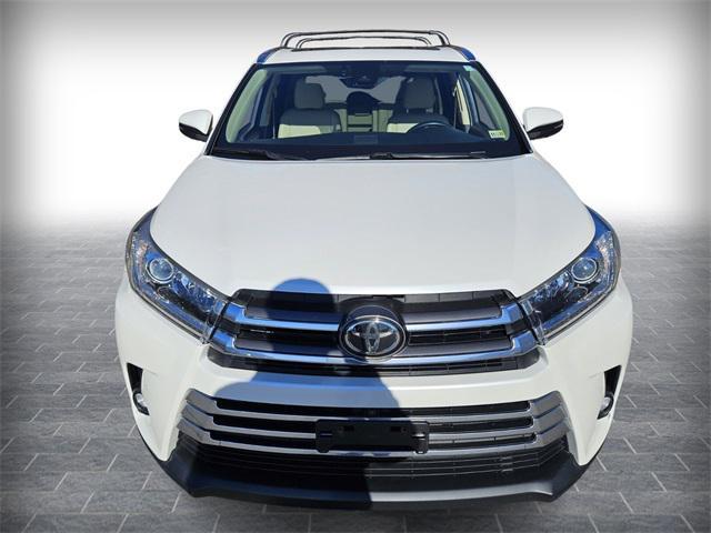 used 2019 Toyota Highlander car, priced at $32,991