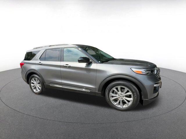 used 2024 Ford Explorer car, priced at $33,581