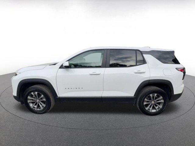 used 2025 Chevrolet Equinox car, priced at $23,116