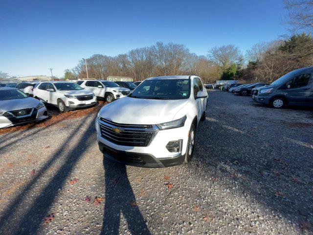 used 2023 Chevrolet Traverse car, priced at $23,130