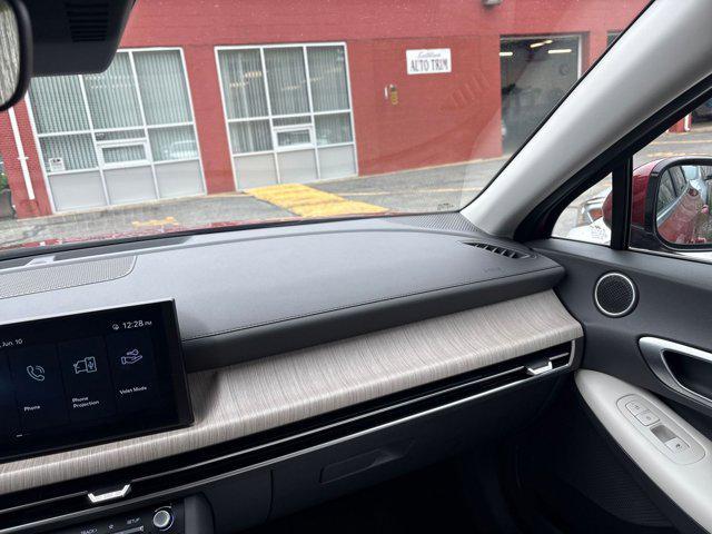 used 2024 Hyundai Sonata Hybrid car, priced at $24,954