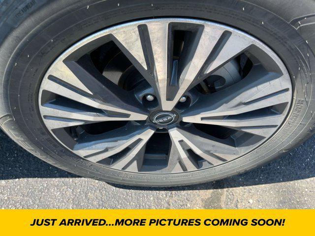 used 2023 Nissan Rogue car, priced at $22,922