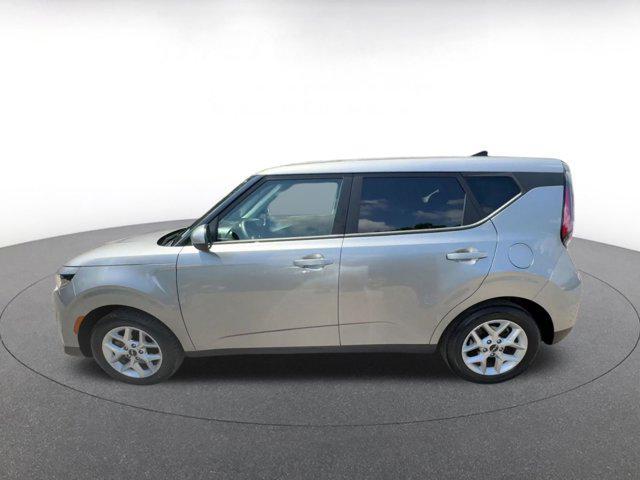 used 2024 Kia Soul car, priced at $16,692
