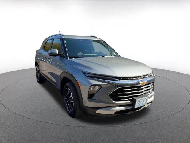 used 2025 Chevrolet TrailBlazer car, priced at $20,403