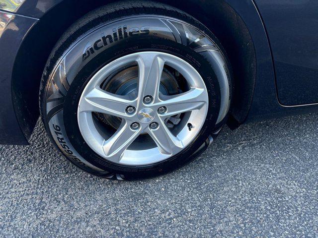 used 2022 Chevrolet Malibu car, priced at $16,563