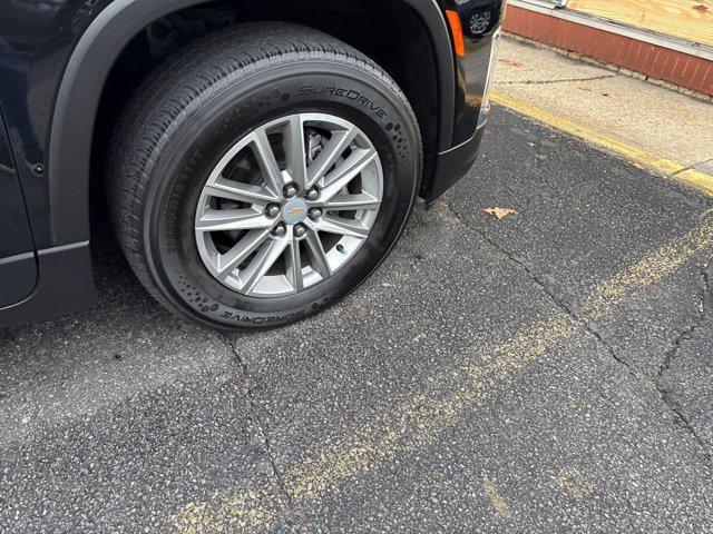 used 2023 Chevrolet Traverse car, priced at $24,762