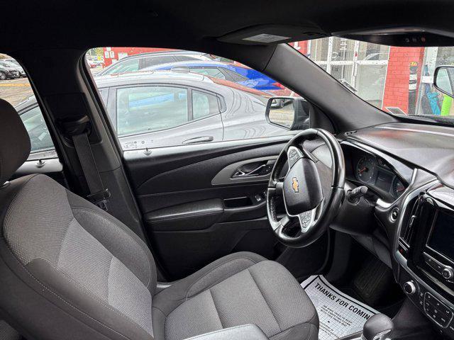 used 2023 Chevrolet Traverse car, priced at $24,762