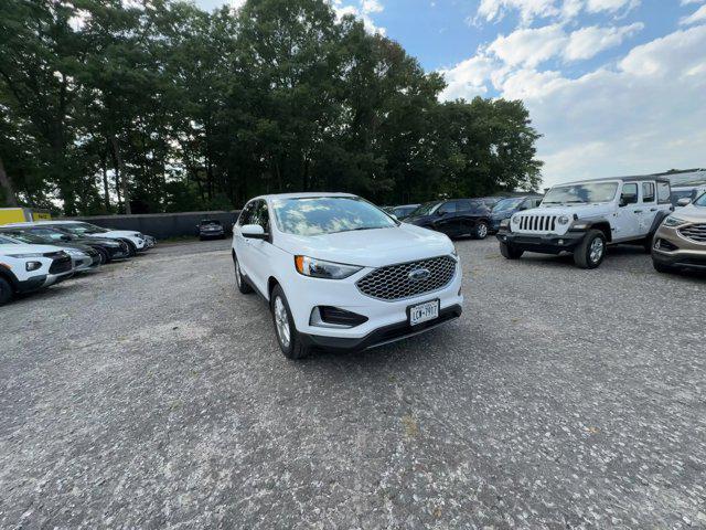 used 2024 Ford Edge car, priced at $28,131