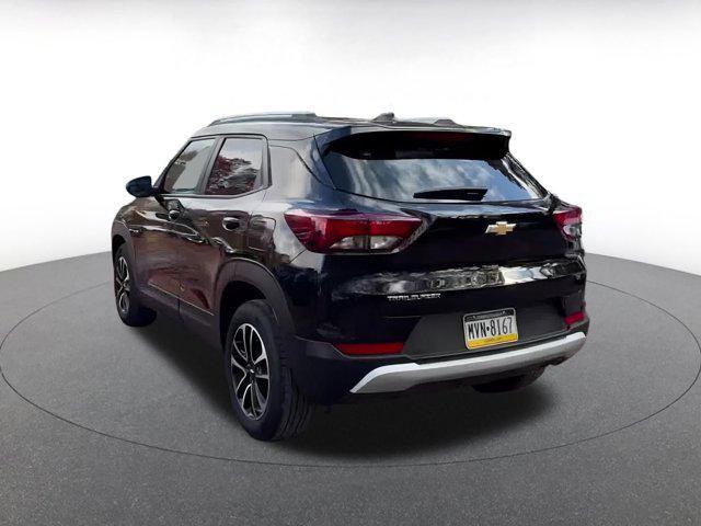 used 2025 Chevrolet TrailBlazer car, priced at $21,645