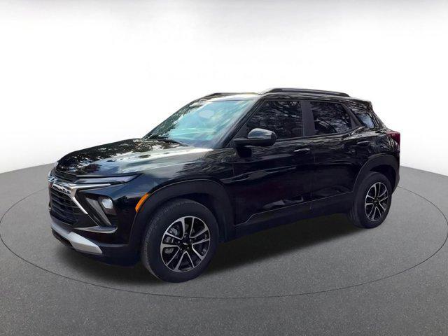 used 2025 Chevrolet TrailBlazer car, priced at $21,645