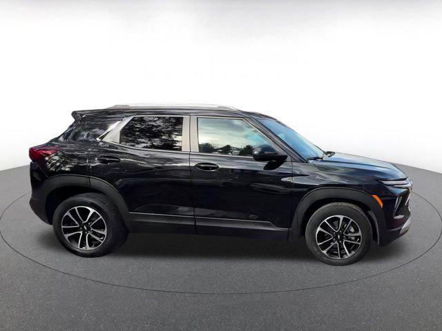 used 2025 Chevrolet TrailBlazer car, priced at $21,645
