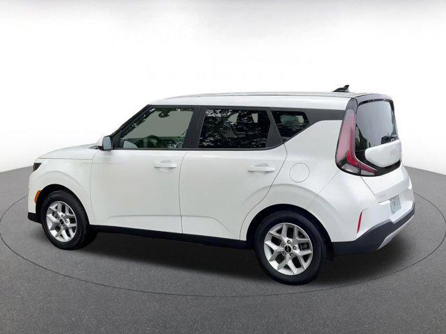 used 2024 Kia Soul car, priced at $19,394