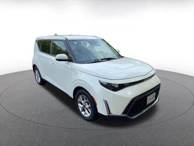 used 2024 Kia Soul car, priced at $19,394