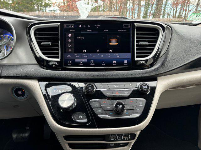 used 2022 Chrysler Pacifica car, priced at $21,529