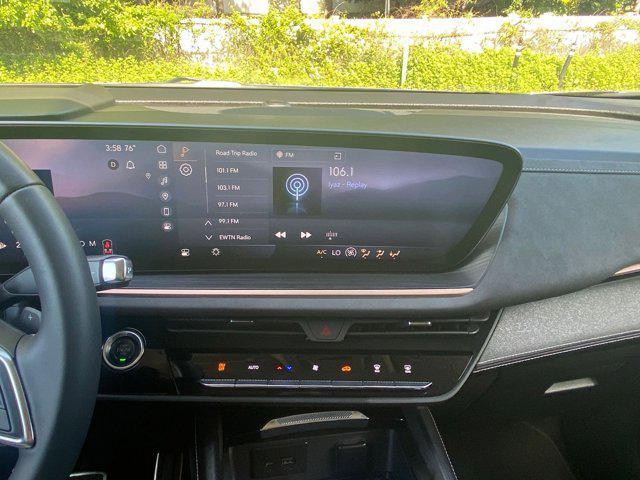 used 2024 Buick Envision car, priced at $33,384