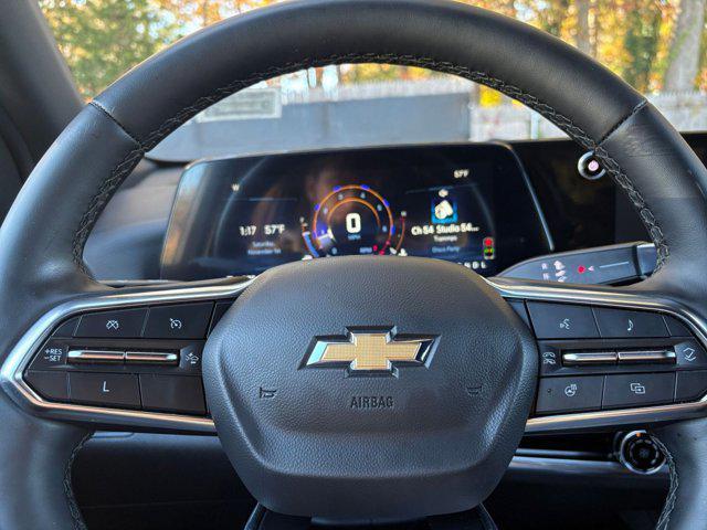 used 2025 Chevrolet Equinox car, priced at $23,662