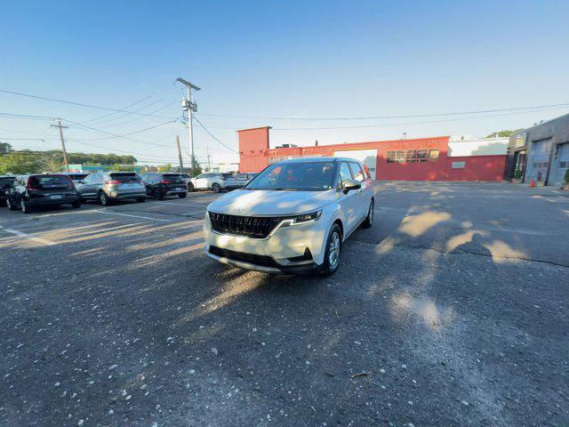 used 2023 Kia Carnival car, priced at $26,900