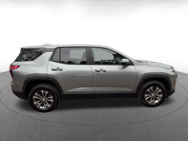 used 2025 Chevrolet Equinox car, priced at $27,800