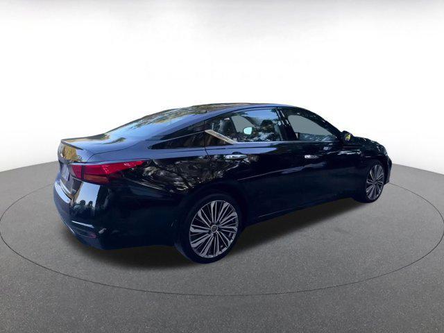 used 2024 Nissan Altima car, priced at $23,326
