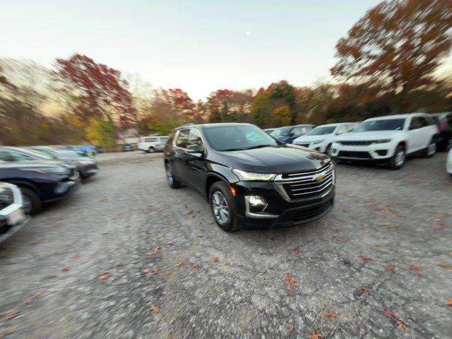 used 2023 Chevrolet Traverse car, priced at $23,038