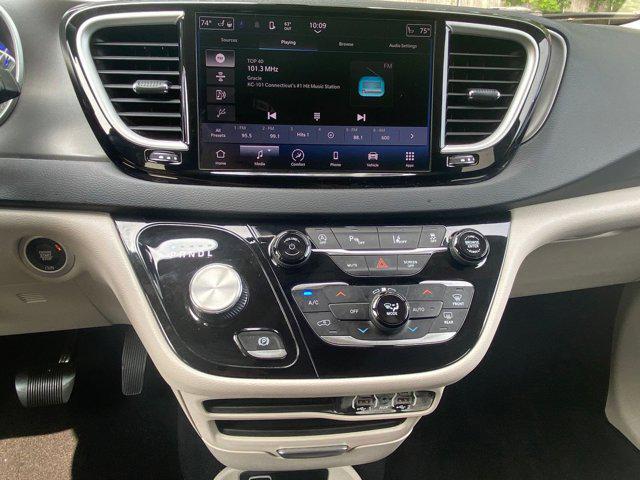 used 2023 Chrysler Pacifica car, priced at $22,220