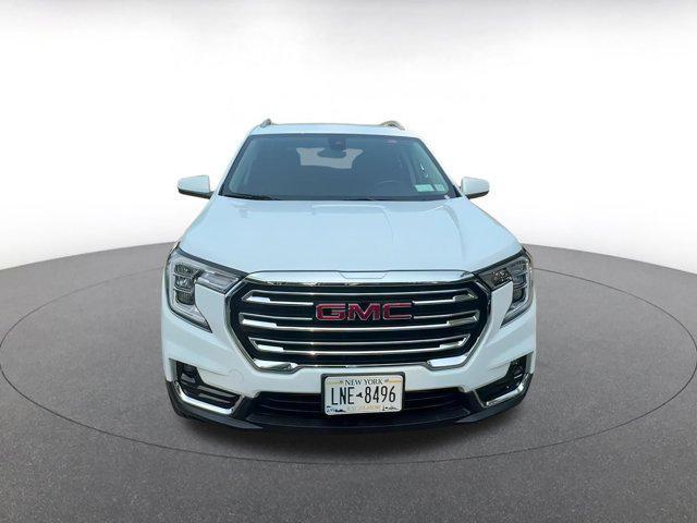 used 2024 GMC Terrain car, priced at $25,169