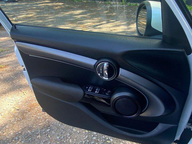 used 2024 MINI Hardtop car, priced at $27,308