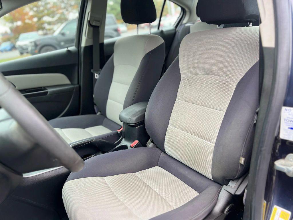 used 2014 Chevrolet Cruze car, priced at $4,999